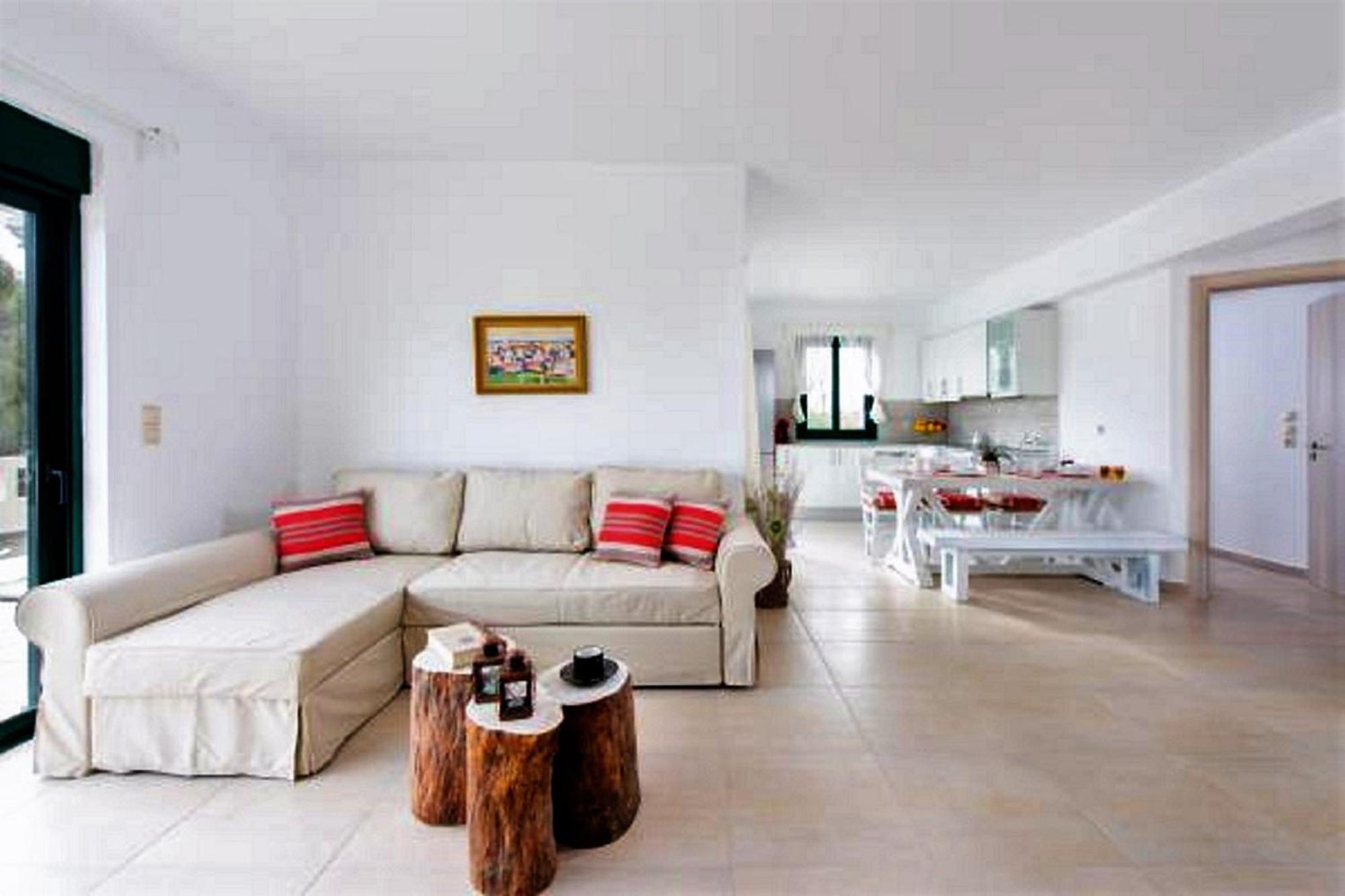 Villa Akti