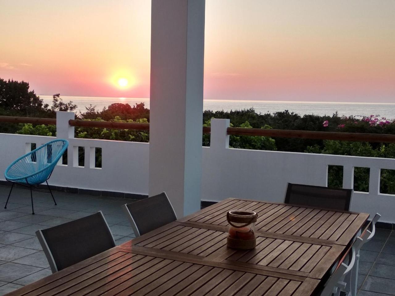 Akti Villa