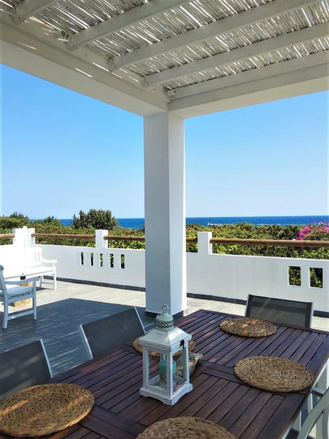 Villa Akti *